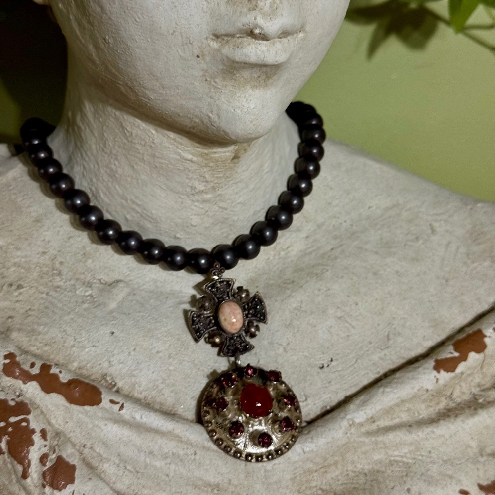 Rockstar in Rome necklace